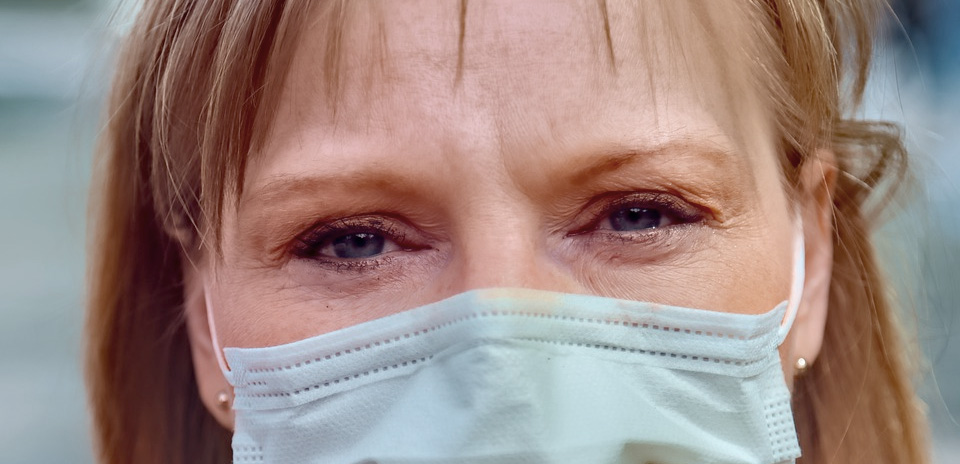 What’s a Virus and Why is This One Such a Disaster?